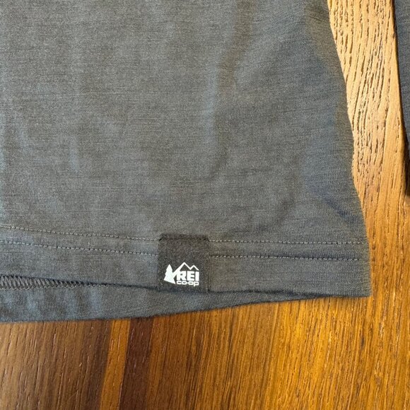 REI CO-OP Midweight Merino Wool Crew Top Boys 8 S Gray Base Layer Thermal Shirt - Picture 4 of 6